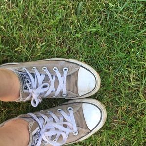 Meet your Posher, Alexis